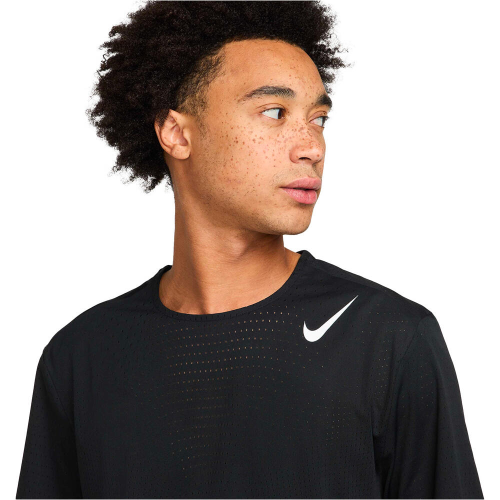 Nike camiseta técnica manga corta hombre M NK DFADV AROSWFT SS TOP vista detalle