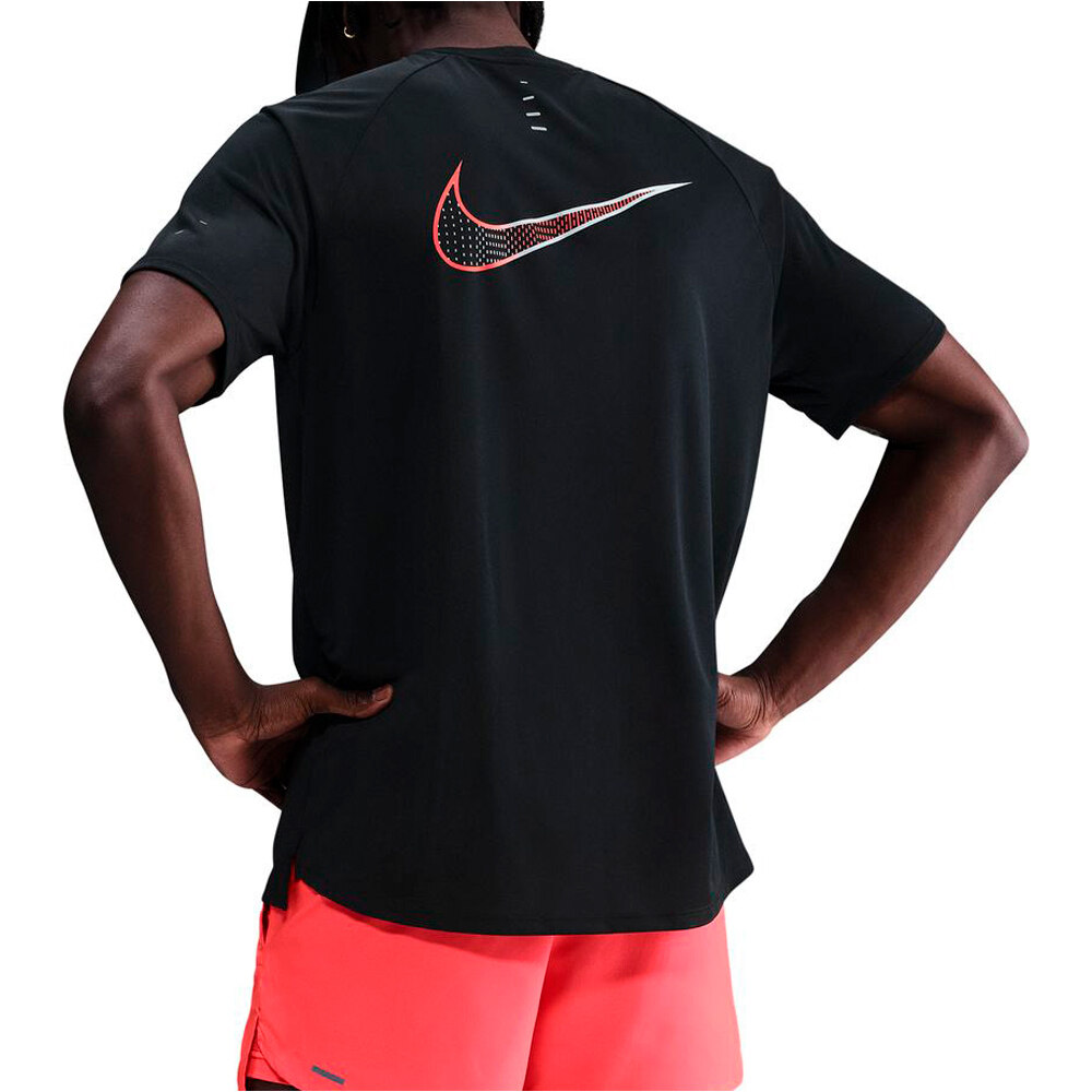 Nike camiseta técnica manga corta hombre M NK DFADV ENRGY STRIDE SS TOP vista trasera