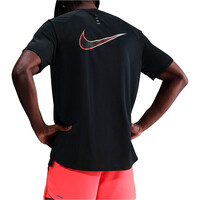 Nike camiseta técnica manga corta hombre M NK DFADV ENRGY STRIDE SS TOP vista trasera