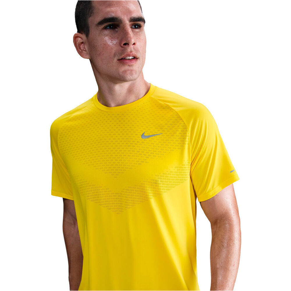 Nike camiseta técnica manga corta hombre M NK DFADV STRIDE SS TOP vista detalle
