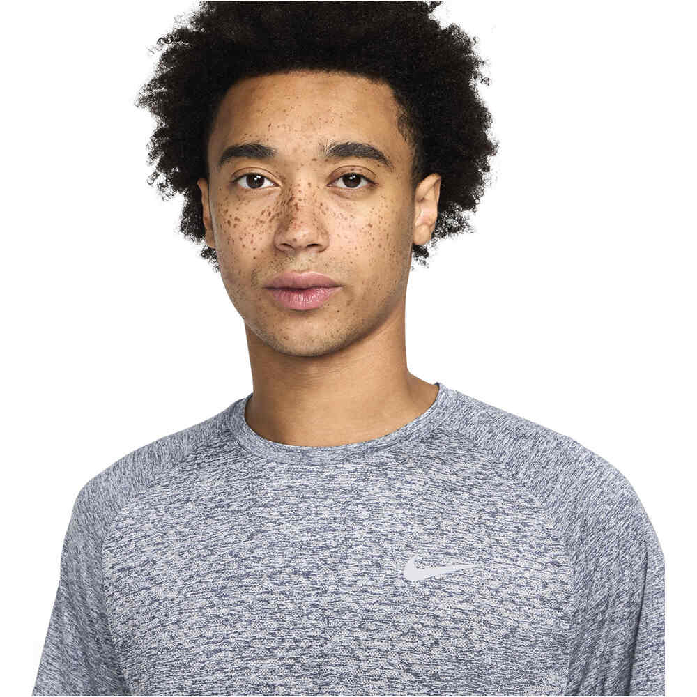 Nike camiseta técnica manga corta hombre M NK DFADV STRIDE SS TOP vista detalle