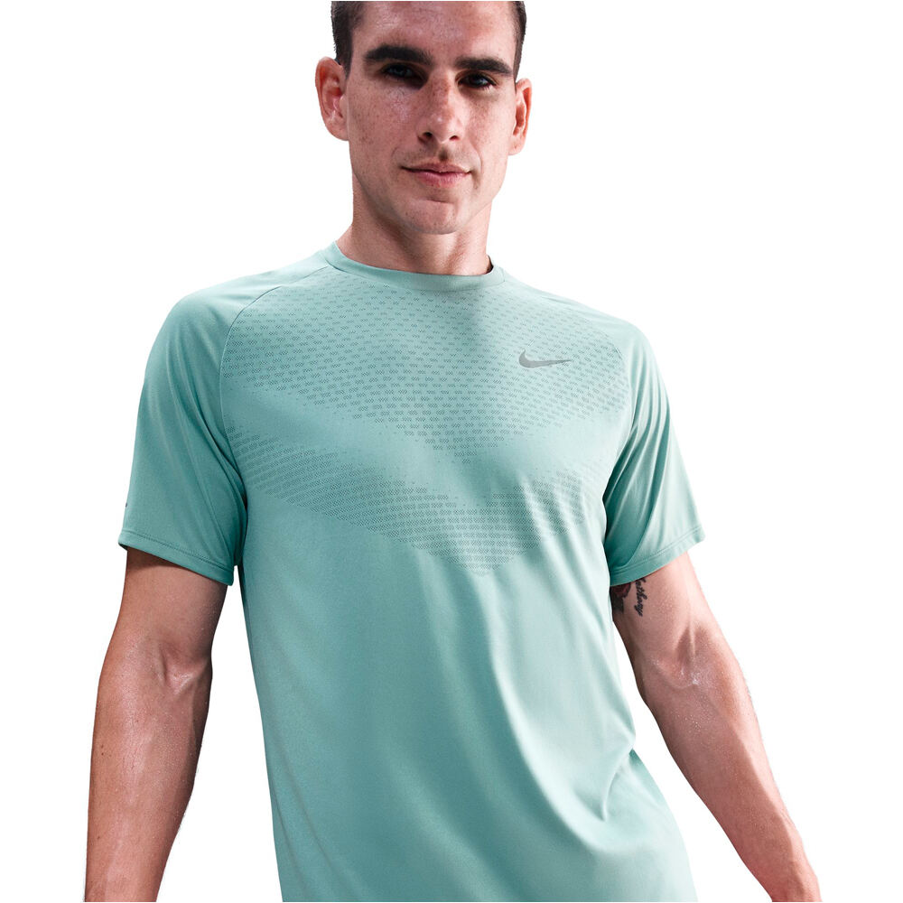 Nike camiseta técnica manga corta hombre M NK DFADV STRIDE SS TOP vista detalle