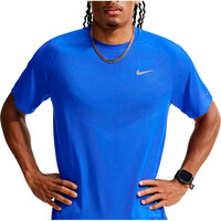 Nike camiseta técnica manga corta hombre M NK DFADV STRIDE SS TOP vista detalle
