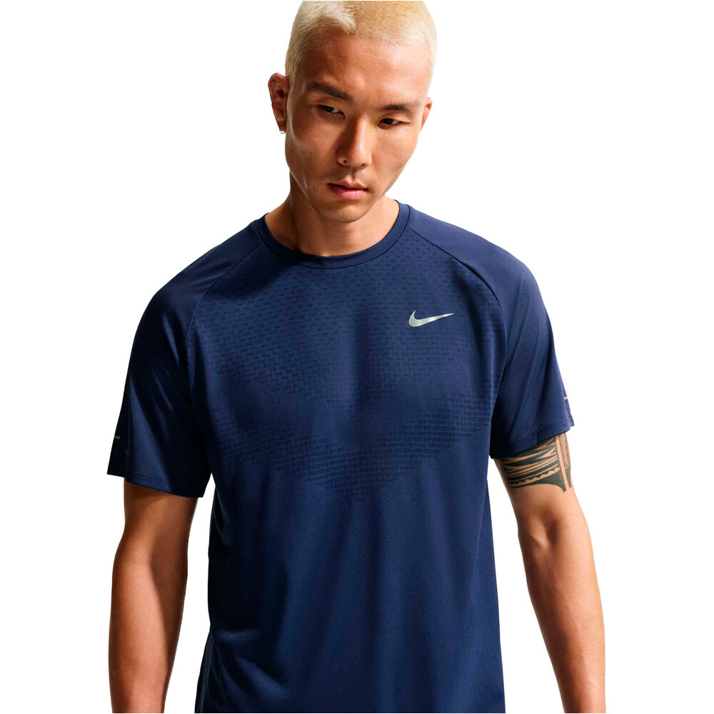 Nike camiseta técnica manga corta hombre M NK DFADV STRIDE SS TOP vista detalle