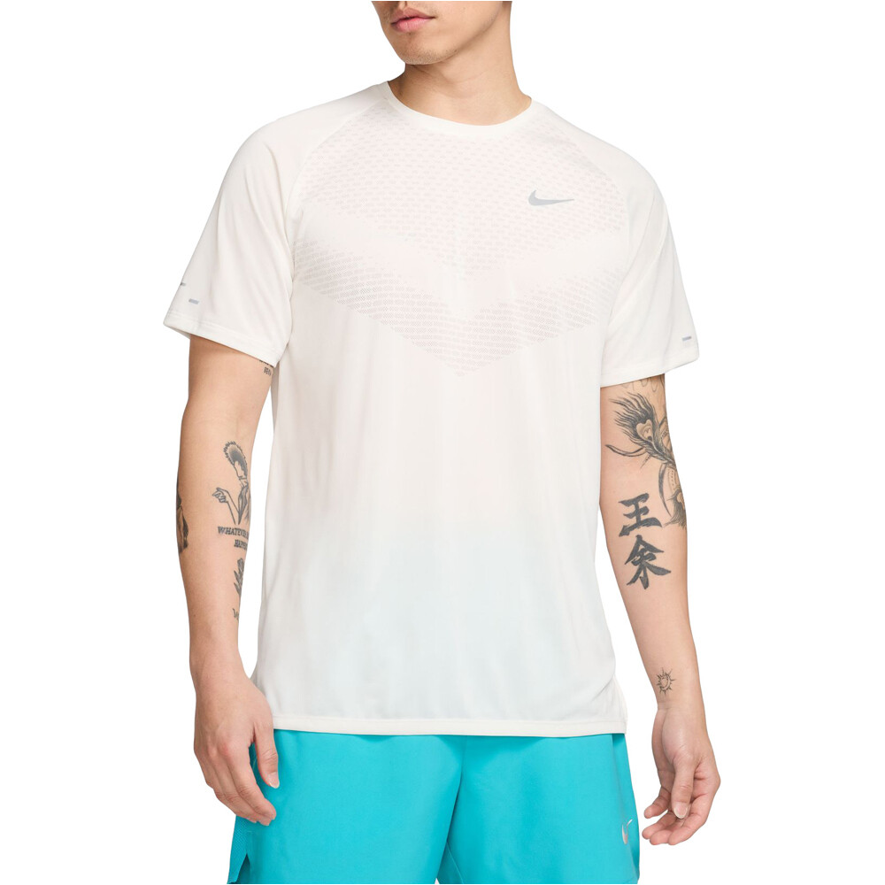 Nike camiseta técnica manga corta hombre M NK DFADV STRIDE SS TOP vista frontal