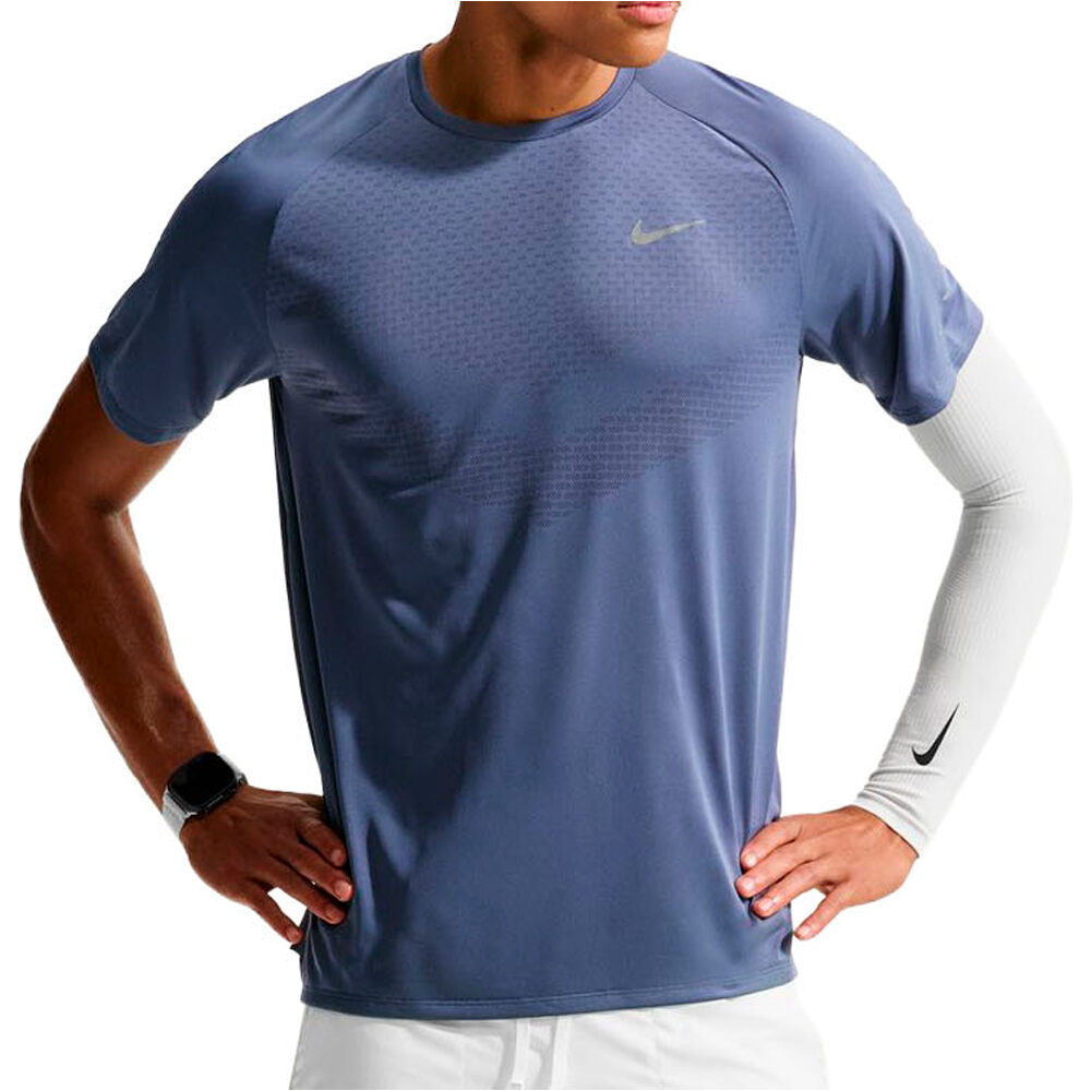 Nike camiseta técnica manga corta hombre M NK DFADV STRIDE SS TOP vista frontal