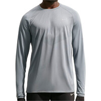 M NK DFADV STRIDE LS TOP