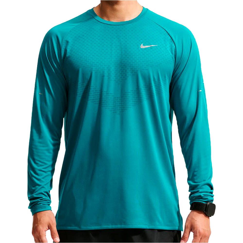 Nike camiseta técnica manga larga hombre M NK DFADV STRIDE LS TOP vista frontal