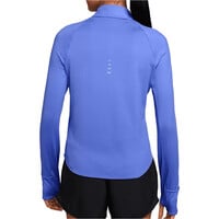 Nike camiseta técnica manga larga mujer W NK SWIFT DF UV HZ TOP vista trasera