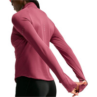 Nike camiseta técnica manga larga mujer W NK SWIFT DF UV HZ TOP vista trasera