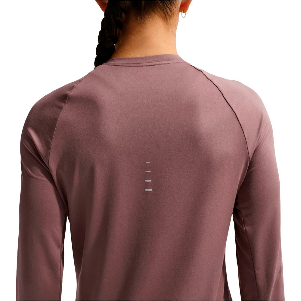 Nike camiseta técnica manga larga mujer W NK SWIFT DF UV LS CRW 03