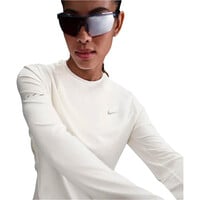 Nike camiseta técnica manga larga mujer W NK SWIFT DF UV LS CRW 04