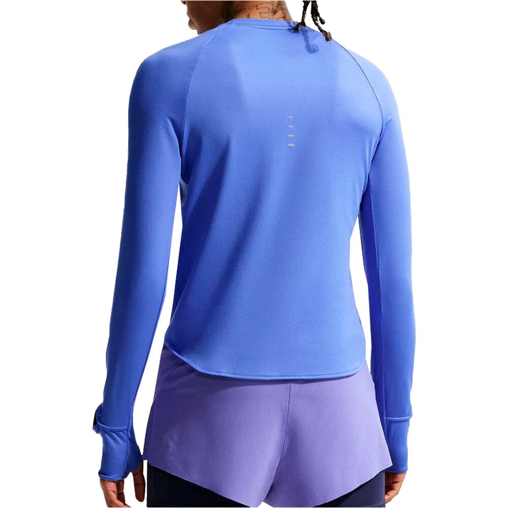 Nike camiseta técnica manga larga mujer W NK SWIFT DF UV LS CRW vista trasera