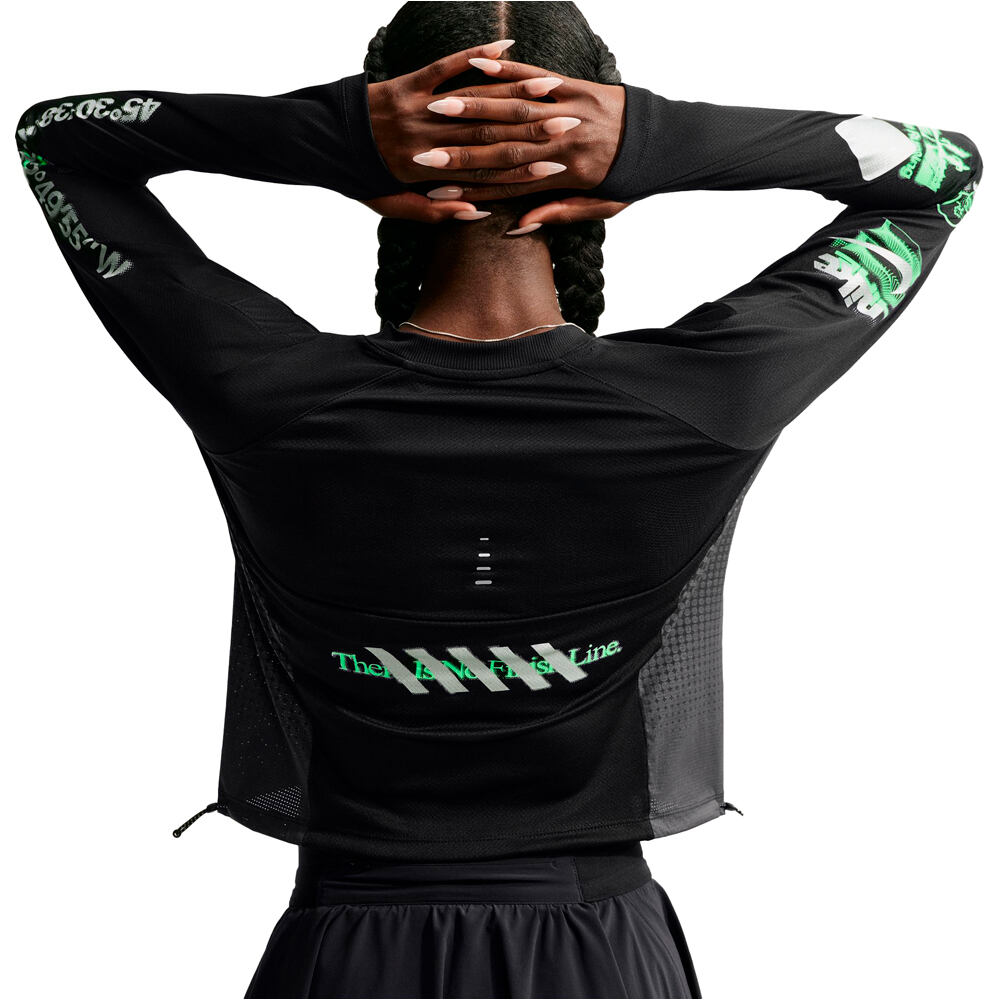 Nike camiseta técnica manga larga mujer W NK SWIFT JERSEY TOP LS NV 03