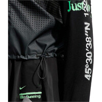 Nike camiseta técnica manga larga mujer W NK SWIFT JERSEY TOP LS NV 04