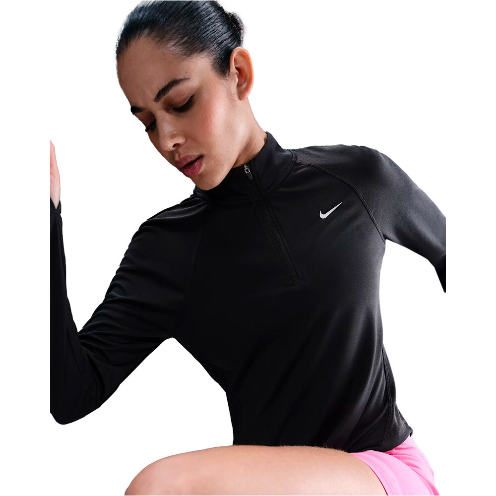 Nike camiseta técnica manga larga mujer W NK TEMPO DF HZ TP vista detalle