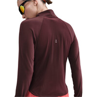 Nike camiseta técnica manga larga mujer W NK TEMPO NVLT DF HZ TP 03