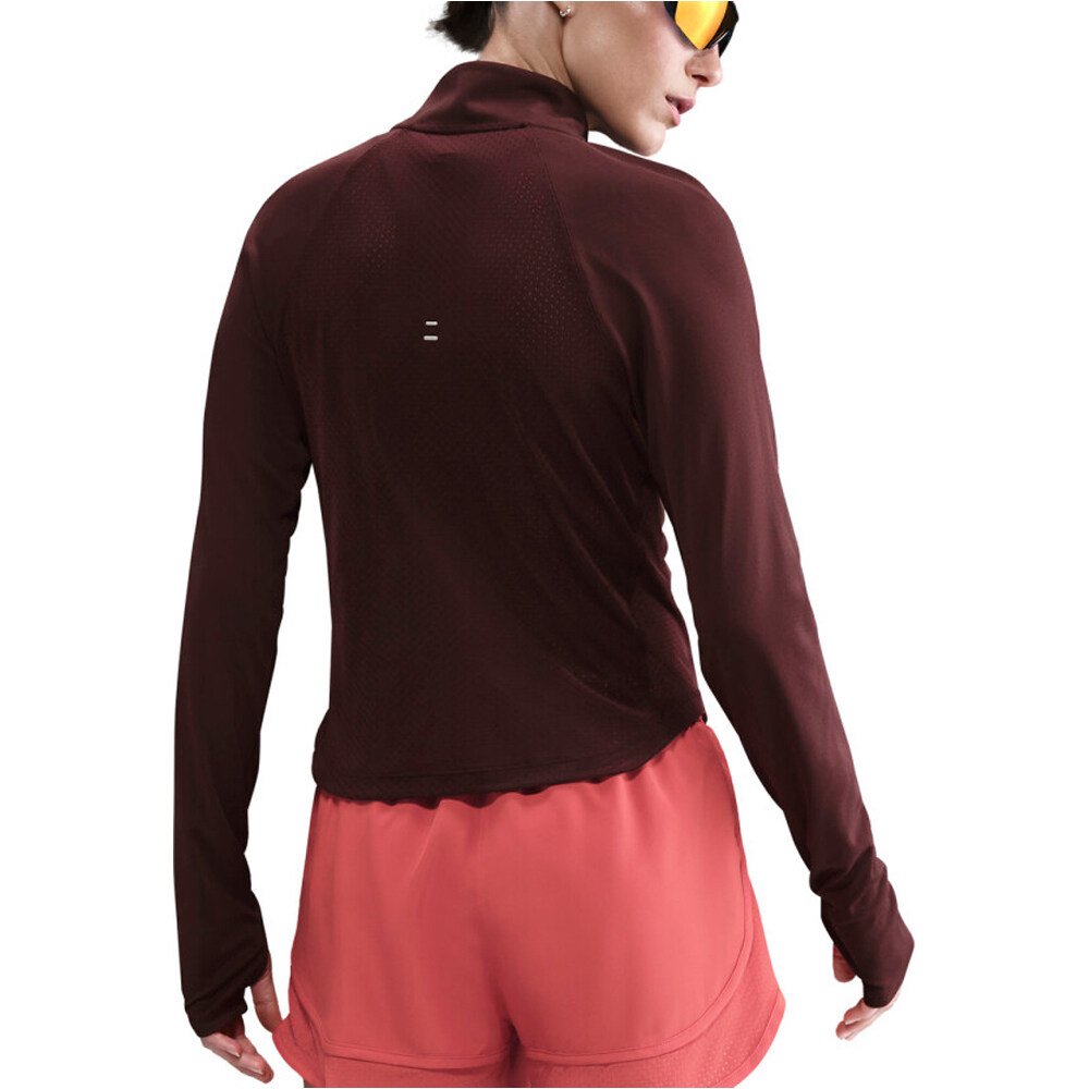 Nike camiseta técnica manga larga mujer W NK TEMPO NVLT DF HZ TP vista trasera