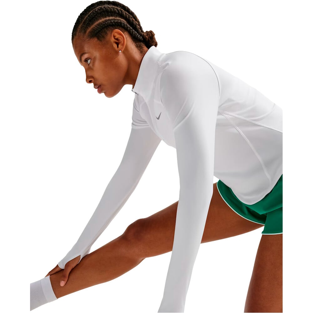 Nike camiseta técnica manga larga mujer W NK TEMPO SWSH HBR DF HZ TOP 04