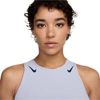 Nike camiseta técnica tirantes mujer W NK ARSWFT DFADV CROP TANK 03