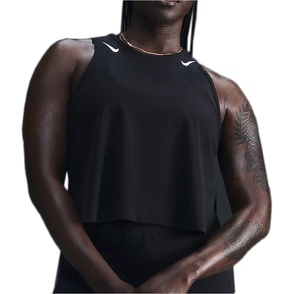 Nike camiseta técnica tirantes mujer W NK ARSWFT DFADV CROP TANK vista frontal