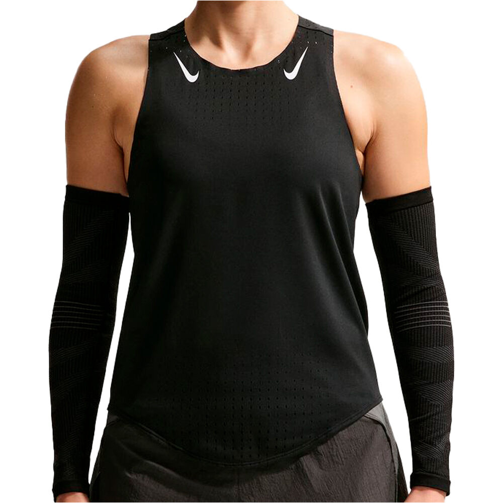 Nike camiseta técnica tirantes mujer W NK ARSWFT DFADV SINGLET vista frontal
