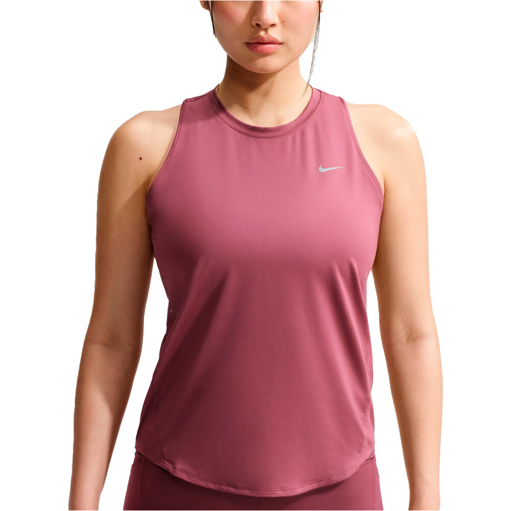 Nike camiseta técnica tirantes mujer W NK SWIFT DF TANK STNDRD vista detalle