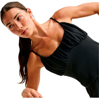 Nike camiseta tirantes fitness mujer W NK ONE DF FITTED TANK FEM 04