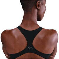 Nike camiseta tirantes fitness mujer W NK OUTDOOR BRA TANK 03