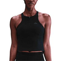 Nike camiseta tirantes fitness mujer W NK OUTDOOR BRA TANK vista frontal