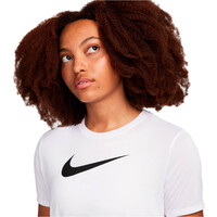 Nike camisetas fitness mujer W NK DF TEE RLGND HBR vista detalle