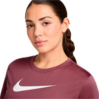 Nike camisetas fitness mujer W NK DF TEE RLGND HBR vista detalle