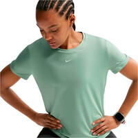 Nike camisetas fitness mujer W NK ONE CLASSIC DF SS TOP vista detalle
