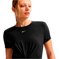 Nike camisetas fitness mujer W NK ONE CLASSIC TWST SS vista detalle