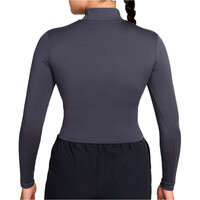 Nike camisetas fitness mujer W NK ONE DF QZ FTTD MDLYR vista trasera