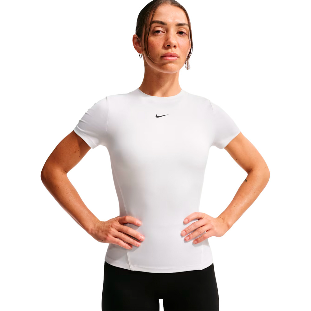 Nike camisetas fitness mujer W NK ONE FITTED SS TOP vista detalle