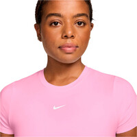Nike camisetas fitness mujer W NK ONE FITTED SS TOP vista detalle