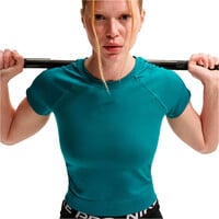 Nike camisetas fitness mujer W NP DF SMLS SS TOP vista detalle