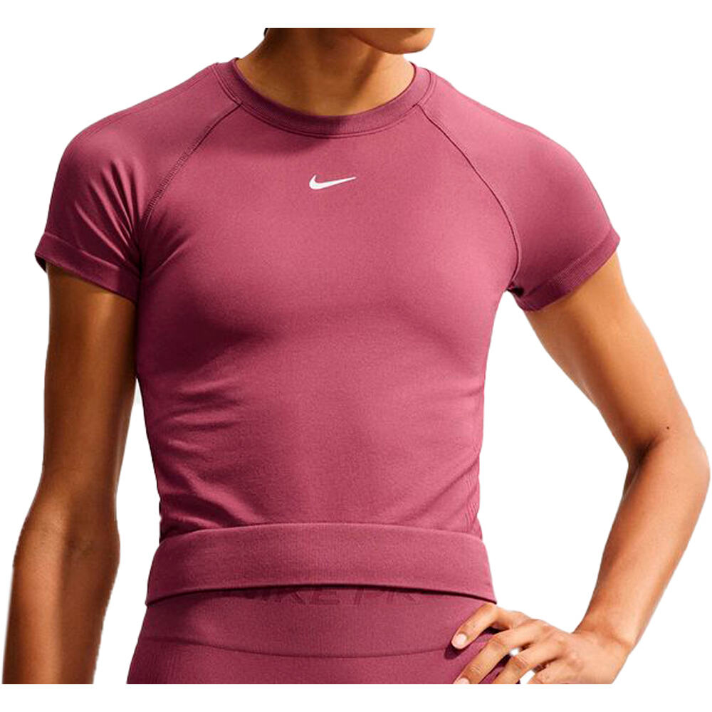 Nike camisetas fitness mujer W NP DF SMLS SS TOP WT vista frontal
