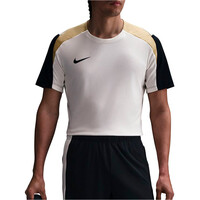 DRI-FIT STRIKE