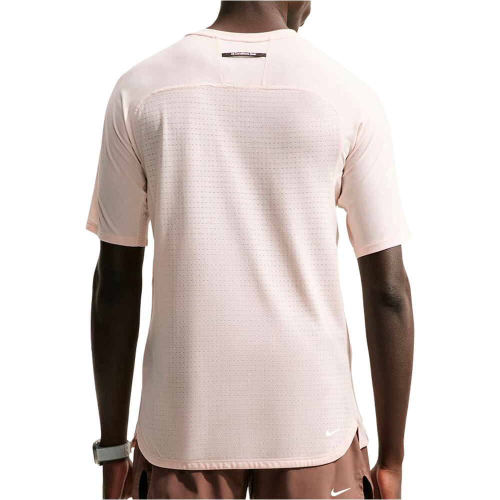 Nike camisetas trail running manga corta hombre M ACG DFADV SOLAR CHASE SS vista trasera