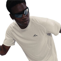 Nike camisetas trail running manga corta hombre M NK DFADV SOLAR CHASE SS vista detalle