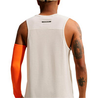 Nike camisetas trail running tirantes hombre M ACG DFADV SOLARCHASE TNK TOP vista detalle