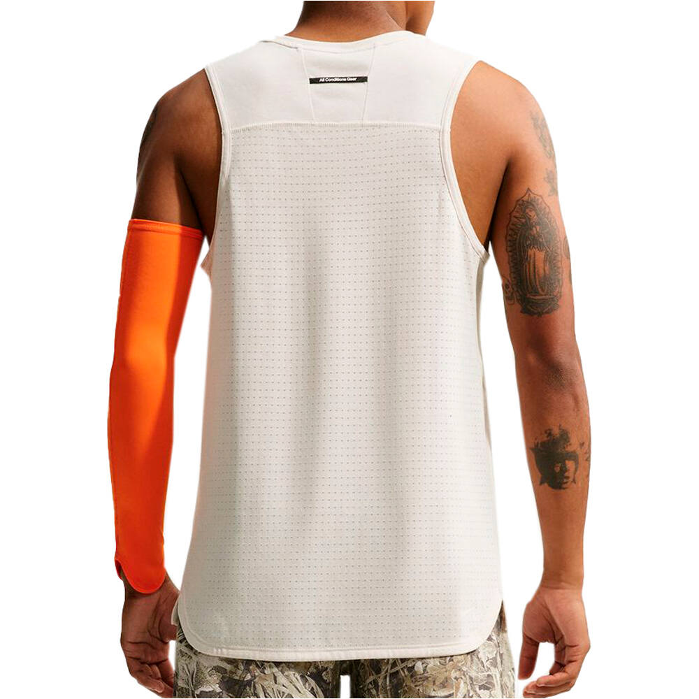 Nike camisetas trail running tirantes hombre M ACG DFADV SOLARCHASE TNK TOP vista trasera