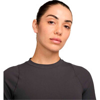 Nike camisetas yoga W NK INF DF SS TOP WD RIB vista detalle
