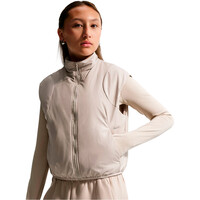 Nike chaleco niña G NK MAVN SF FILLED VEST vista detalle