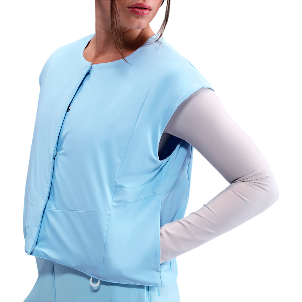 Nike chalecos mujer W NK 24.7 DF VEST FILLED WVN vista frontal