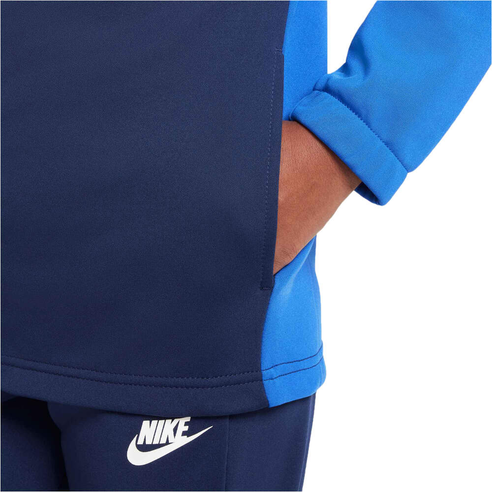 Nike chándal niño K NSW TRACKSUIT POLY FZ HBR vista detalle