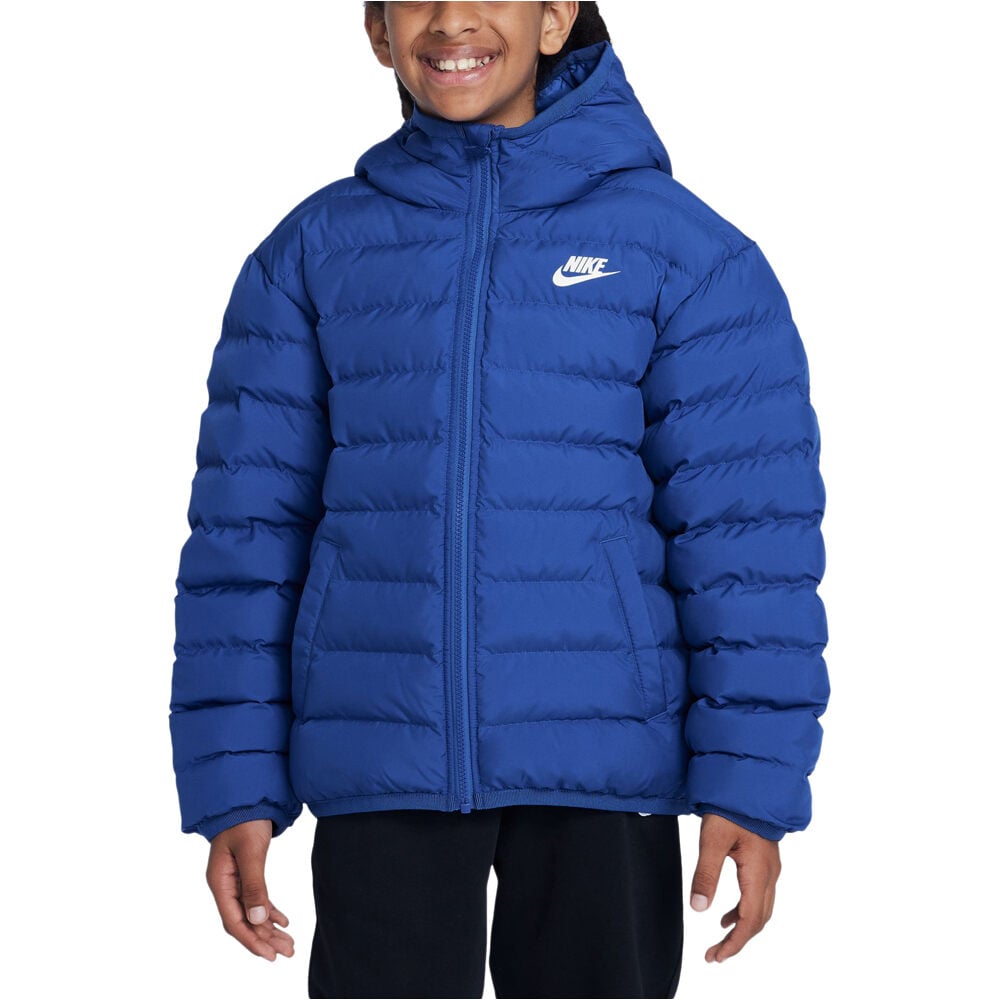 Nike chaqueta niño K NSW LOW SYNFL JKT ADP vista frontal