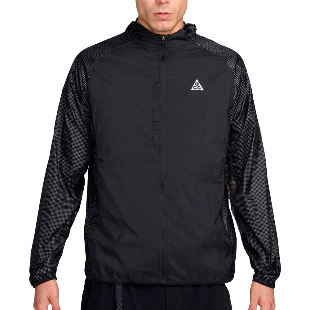 Nike CHAQUETA RUNNING HOMBRE M ACG UV AIREEZ JKT vista frontal